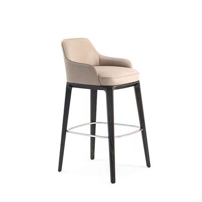 주문 노르딕 경기 스타일 패션 창조적 가죽 높은 식당 의자 고체 목재 바 스툴 online manufacture